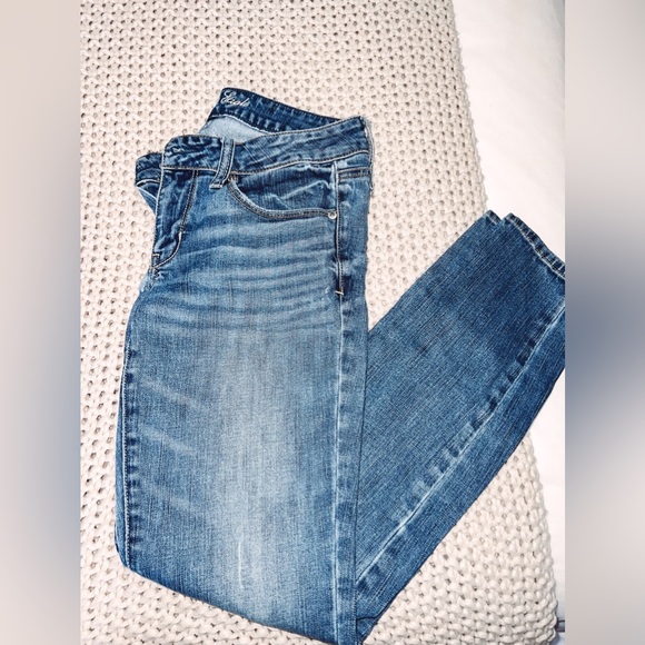 AE Skinny Jeans - Picture 3 of 4